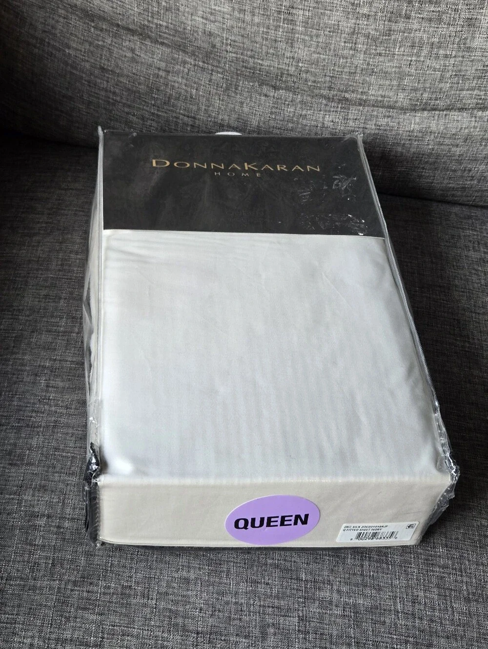 Donna Karan Collection Silk Indulgence Queen Fitted Sheet Ivory